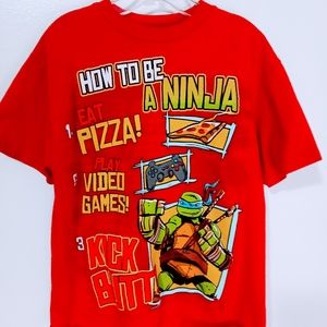 Kids Graphic Short Sleeve T Shirt, size L10/12 Color  Red